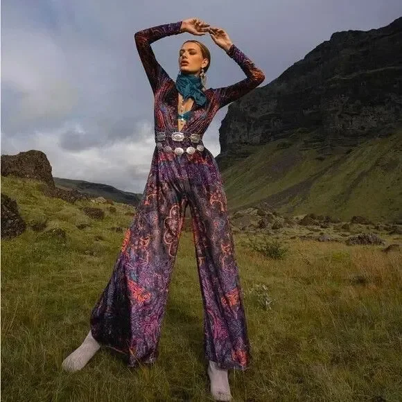 Free People Giselle Velvet Billowy Leg Jumpsuit Long Sleeve Deep V Neck Womens M - Picture 3 of 16